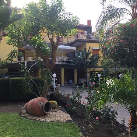 فيلا Casa Delle Rose كاتانيا المظهر الخارجي الصورة